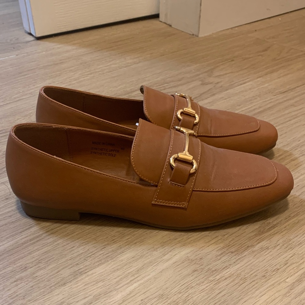 Steve Madden Brown Loafers with Gold Accent
